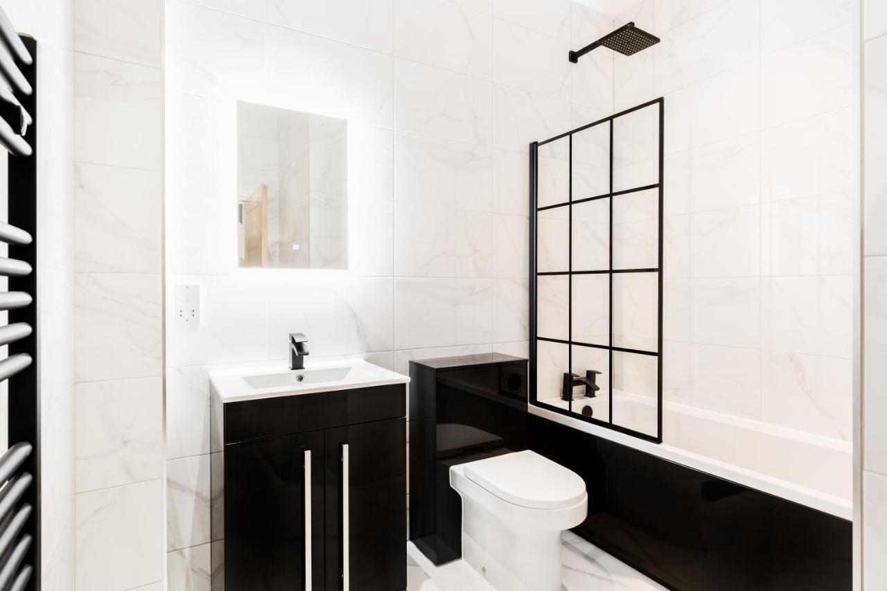 Sydenham Place - Birmingham City Centre Jewellery Quarter - A Trio Of Premium High End Town/Penthouses - 4 Bedrooms & Secure Ev Parking Extérieur photo