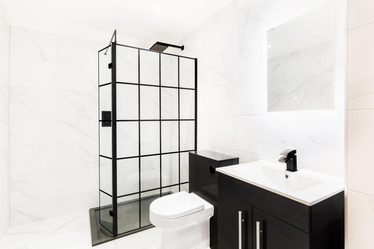 Sydenham Place - Birmingham City Centre Jewellery Quarter - A Trio Of Premium High End Town/Penthouses - 4 Bedrooms & Secure Ev Parking Extérieur photo
